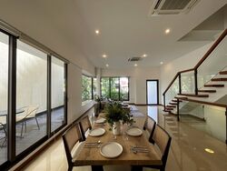 Lornie Road (D11), Terrace #624126631